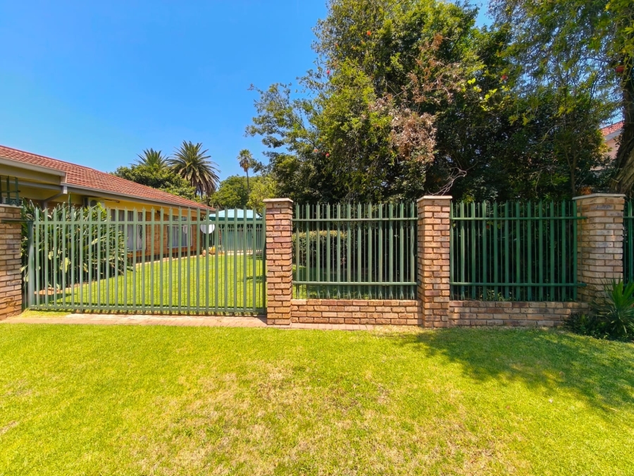 3 Bedroom Property for Sale in Potchefstroom North West